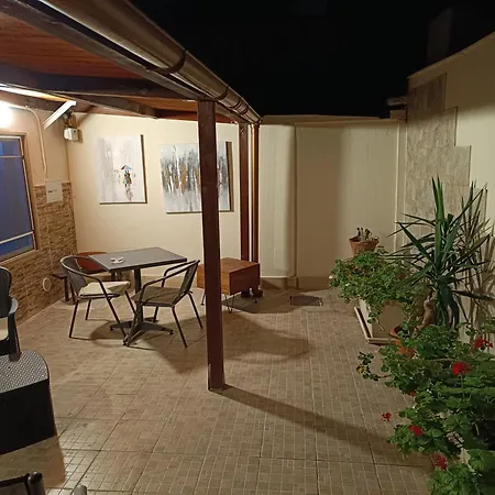 Maison Nicolai 237 * باري